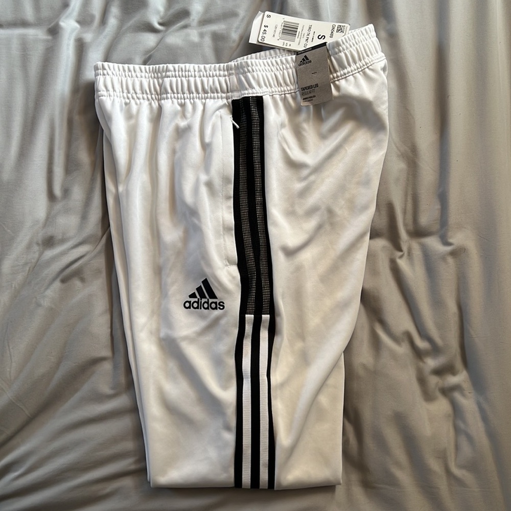 Adidas Trio 21 White & Black